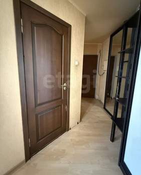 2-к квартира, вторичка, 45м2, 1/4 этаж