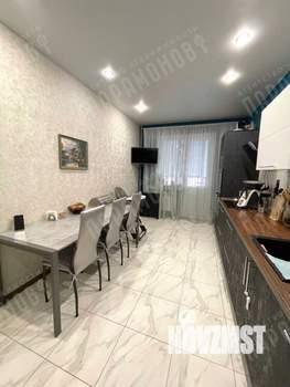 2-к квартира, вторичка, 71м2, 9/17 этаж