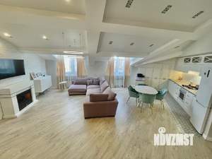 3-к квартира, вторичка, 102м2, 4/4 этаж