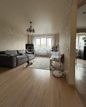 4-к квартира, вторичка, 74м2, 3/4 этаж