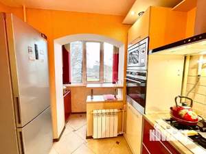 4-к квартира, вторичка, 93м2, 3/9 этаж