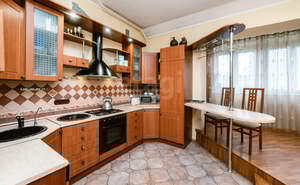 3-к квартира, вторичка, 175м2, 5/6 этаж
