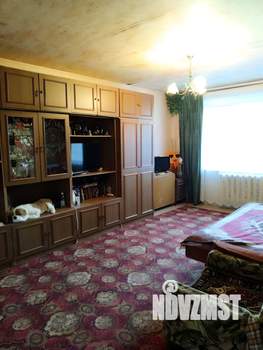 2-к квартира, вторичка, 54м2, 1/5 этаж