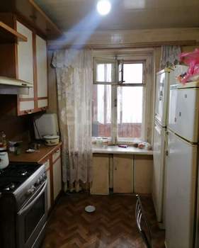 2-к квартира, вторичка, 50м2, 1/9 этаж