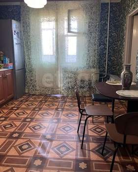 2-к квартира, вторичка, 72м2, 10/10 этаж