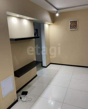 2-к квартира, вторичка, 70м2, 4/10 этаж