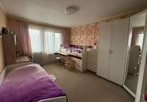 3-к квартира, вторичка, 77м2, 2/2 этаж