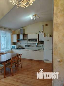 2-к квартира, вторичка, 67м2, 3/3 этаж