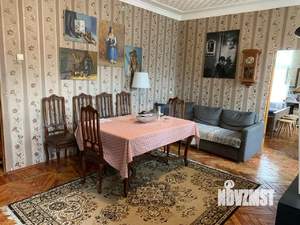 4-к квартира, вторичка, 101м2, 4/4 этаж