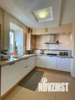 2-к квартира, вторичка, 87м2, 3/5 этаж
