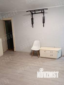 2-к квартира, вторичка, 42м2, 1/5 этаж
