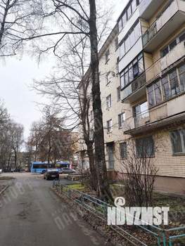 2-к квартира, вторичка, 42м2, 4/5 этаж