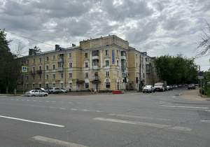2-к квартира, вторичка, 47м2, 1/4 этаж