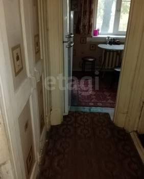 3-к квартира, вторичка, 62м2, 1/3 этаж