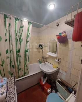 2-к квартира, вторичка, 44м2, 4/4 этаж