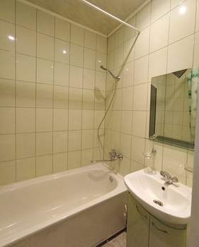 2-к квартира, вторичка, 54м2, 3/3 этаж