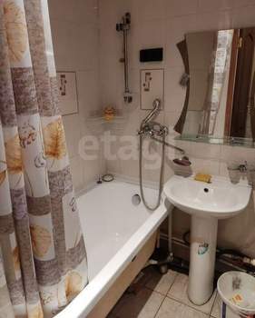 2-к квартира, вторичка, 44м2, 1/5 этаж