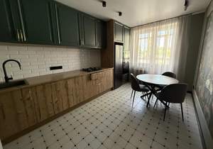 2-к квартира, вторичка, 62м2, 1/4 этаж