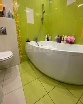 3-к квартира, вторичка, 100м2, 3/5 этаж