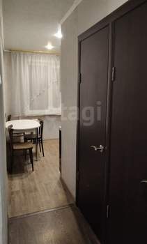4-к квартира, вторичка, 61м2, 4/5 этаж