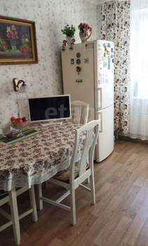 2-к квартира, вторичка, 72м2, 4/10 этаж