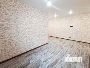 2-к квартира, вторичка, 74м2, 1/4 этаж
