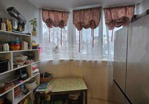 3-к квартира, вторичка, 87м2, 1/10 этаж