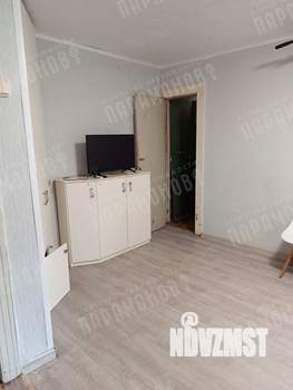 2-к квартира, вторичка, 42м2, 1/5 этаж