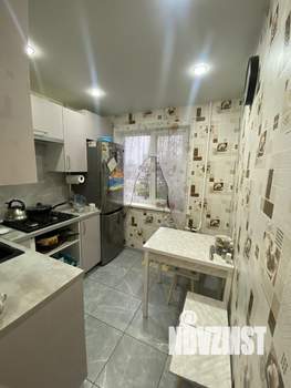 4-к квартира, вторичка, 61м2, 3/5 этаж