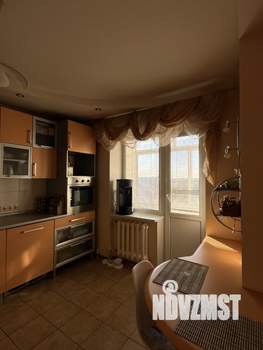 3-к квартира, вторичка, 100м2, 9/10 этаж