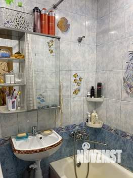 2-к квартира, вторичка, 52м2, 1/4 этаж
