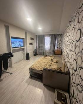 3-к квартира, вторичка, 61м2, 1/5 этаж