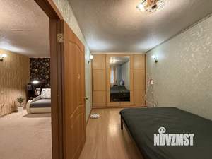 2-к квартира, вторичка, 44м2, 1/4 этаж