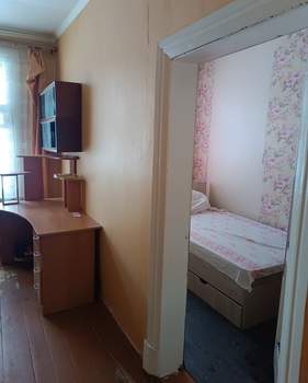 3-к квартира, вторичка, 57м2, 1/2 этаж