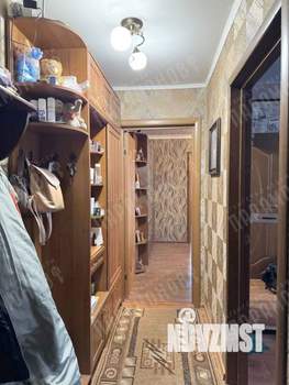 2-к квартира, вторичка, 61м2, 1/5 этаж