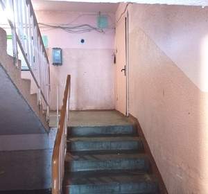 2-к квартира, вторичка, 50м2, 9/9 этаж