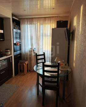 3-к квартира, вторичка, 70м2, 9/9 этаж