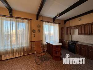 4-к квартира, вторичка, 125м2, 7/10 этаж