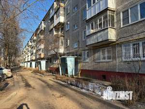 2-к квартира, вторичка, 44м2, 1/5 этаж