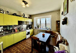 3-к квартира, вторичка, 78м2, 4/10 этаж