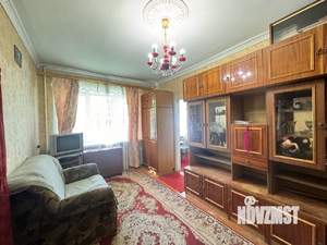 2-к квартира, вторичка, 44м2, 1/4 этаж