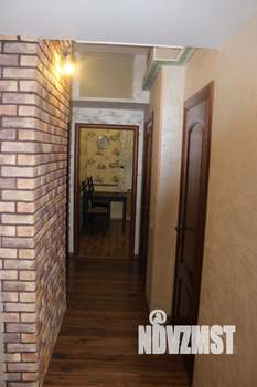 2-к квартира, вторичка, 52м2, 1/4 этаж