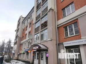 2-к квартира, вторичка, 68м2, 3/5 этаж