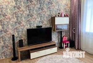 2-к квартира, вторичка, 60м2, 1/3 этаж