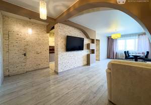 3-к квартира, вторичка, 100м2, 3/9 этаж