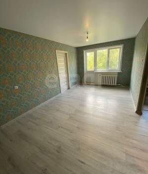 3-к квартира, вторичка, 65м2, 3/5 этаж