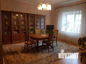 4-к квартира, вторичка, 116м2, 4/6 этаж
