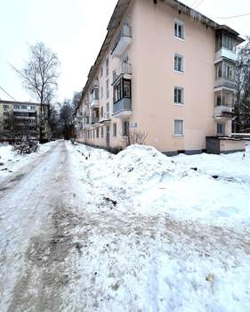 3-к квартира, вторичка, 57м2, 2/4 этаж