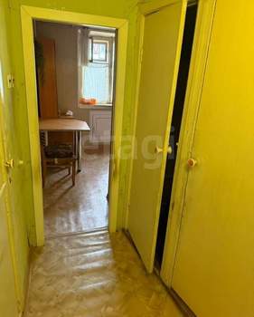 3-к квартира, вторичка, 58м2, 1/5 этаж