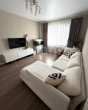 2-к квартира, вторичка, 62м2, 9/12 этаж